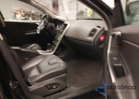 2011 Volvo Xc60 T6 from USA, damaged, VIN YV4902DZ6B2206455